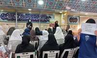 حضور تیم بهداشت در مراسم اعتکاف سلطانیه با محوریت فرزندآوری و سلامت مادر و جنین