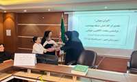 تجلیل از کارکنان مرکز بهداشت ابهر در راستای اجرای قانون جوانی جمعیت