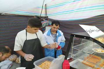photo_29838446907_x
